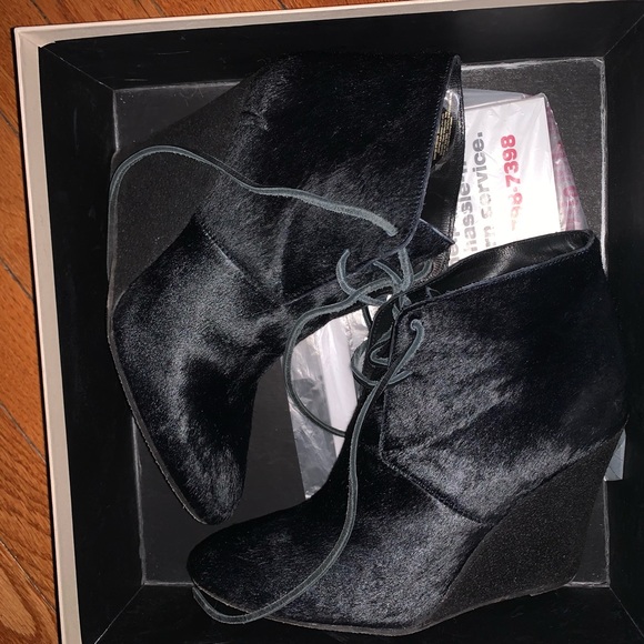Burberry Heritage Texture Bentons 105 wedged boots - Picture 1 of 8